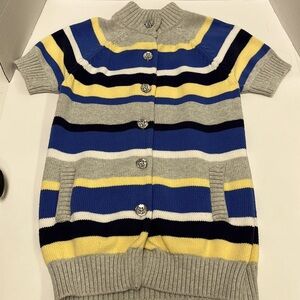 Girls Gymboree sweater! Beautiful button detail!